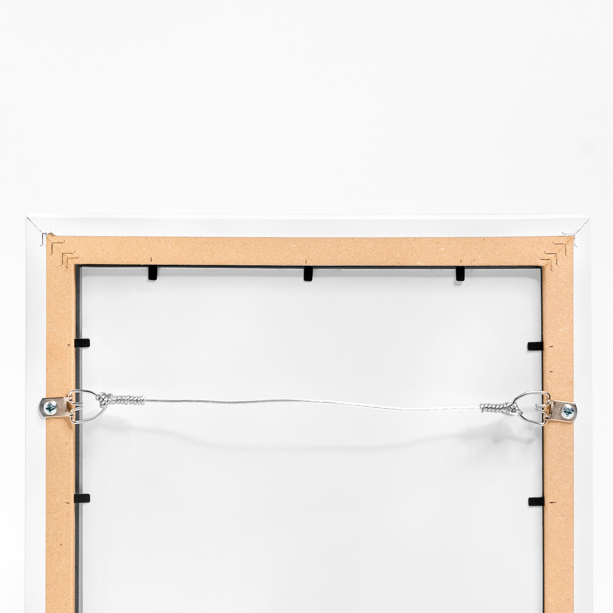 Basic White - Image 4